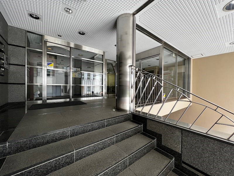 KOMAGATA MATSUI BLDG エントランス