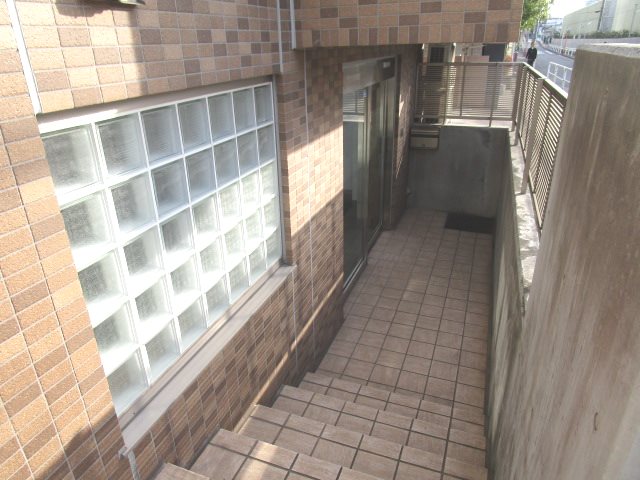 ウィステリア南青山 エントランス