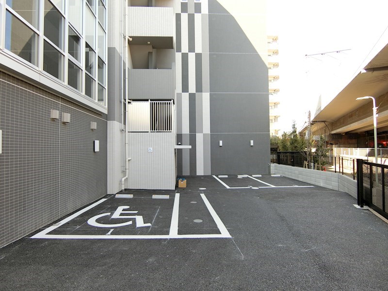 ディアレイシャス東京サウスパレス 駐車場