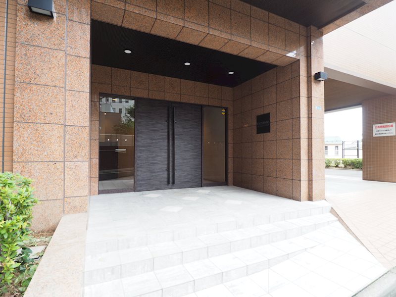 レジディア島津山 エントランス