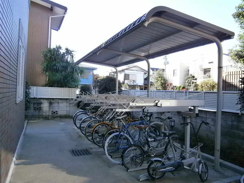 レオパレスエトワール田園調布 駐輪場