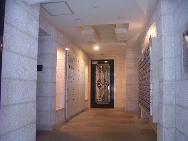 トーシンフェニックス日本橋蛎殻町弐番館 ロビー